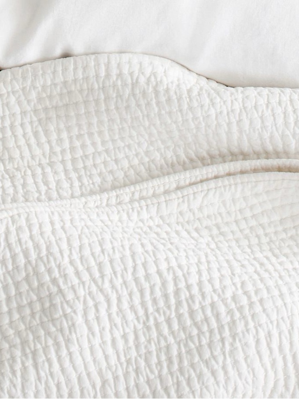 Pottery Barn Pick-Stitch Handcrafted Cotton Linen Quilt – King Size – White